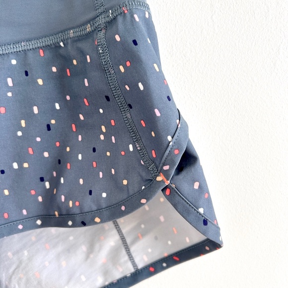 lululemon Speed Short Grey Blue Confetti Running Short Short Size 2 - Picture 4 of 8